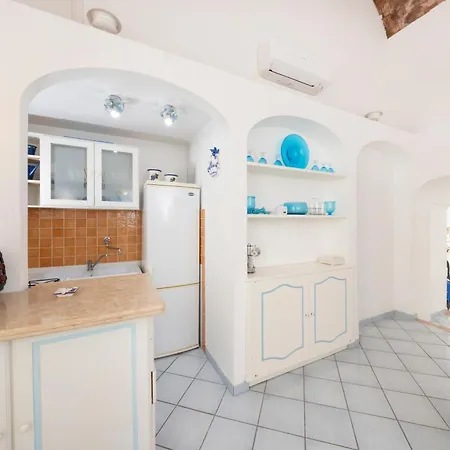 Caprigetaway - Sopramonte Apartman