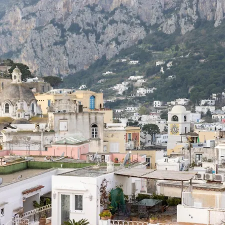 Caprigetaway - Sopramonte Daire Capri